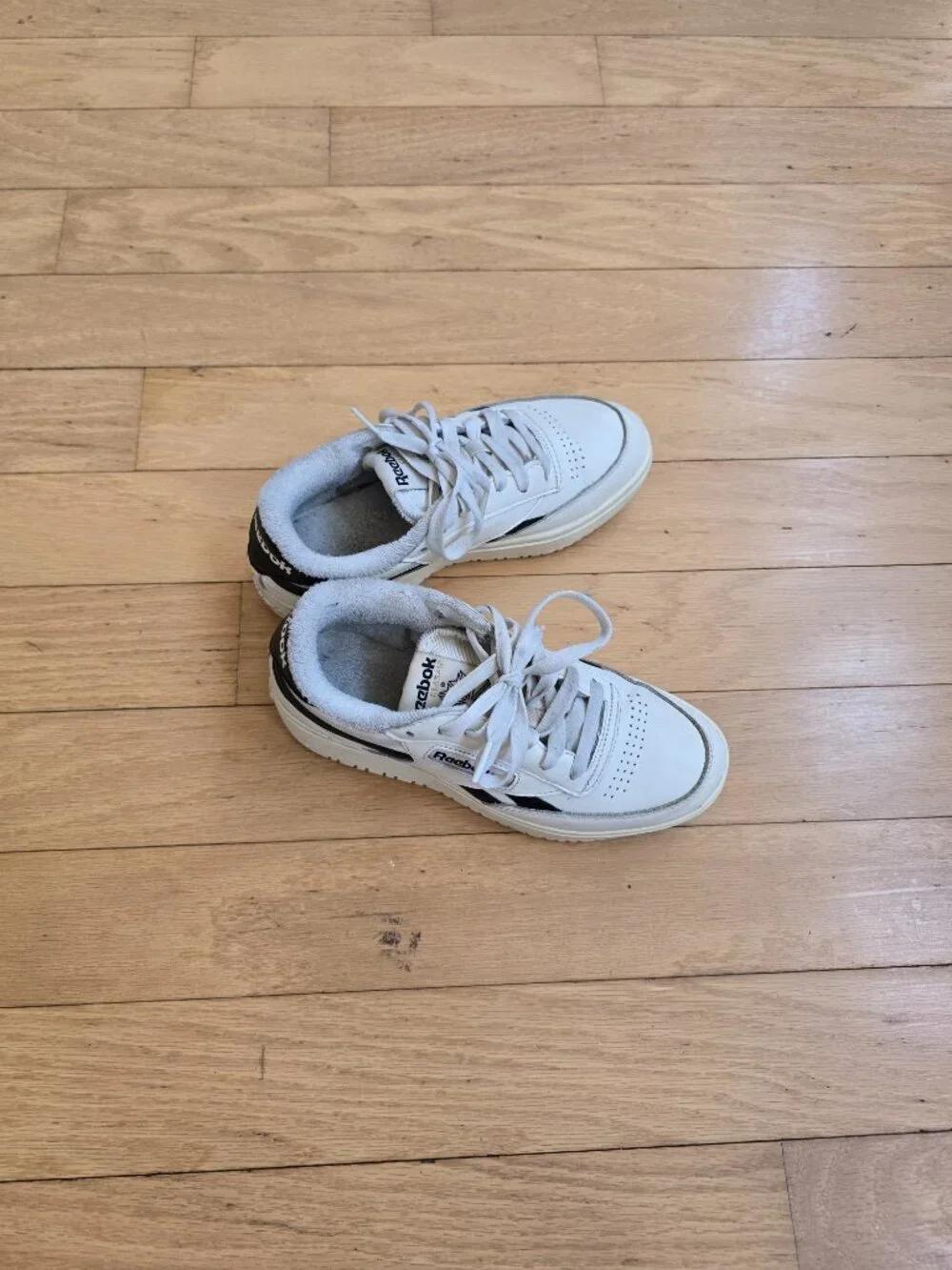 Reebok | Club C Double Revenge white leather retro sneakers | WMS 6